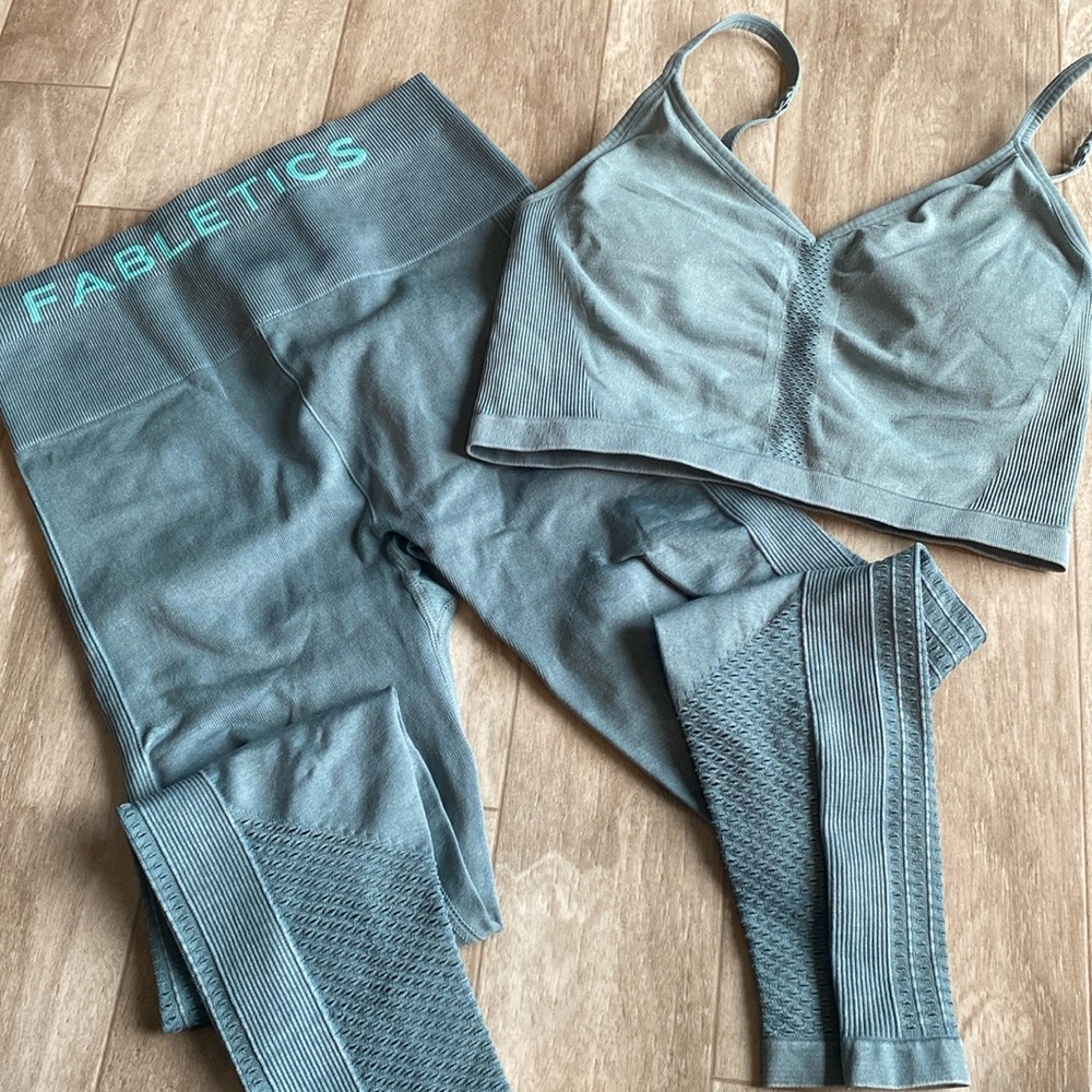 Fabletics athletic set